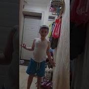 Что То Льется В Туалете С Потолка