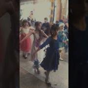 В Танцах Кружатся Снежинки