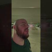 Какой То Мужик В Парковке Ремикс