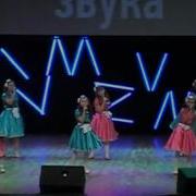 Песня Крутится Юла