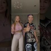 Бегать За Мной Как Зомби