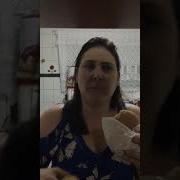 Эта Пацанка Нюхает Бургер Но Ест Яблоко