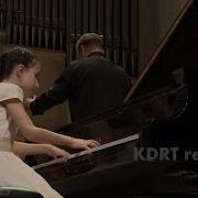 Mawar Bodas Alexandra Dovgan Piano Concert