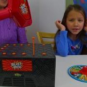 Blast Box Challenge Челлендж Взрывная Коробочка С Папой Кто Вылетит Из Игры Вики Шоу