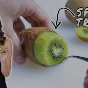 How To Peel Cut A Kiwi