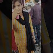 Baahon Main Ajay