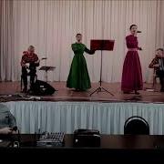 Вишня Белоснежная Цветет