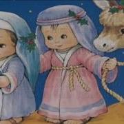 В Яслях Маленький Христос