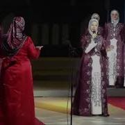 Мусульманка Красиво Поет Нашид