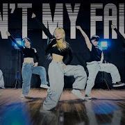 Ain T My Fault Jennie X Lisa Ai Dance Cover By Bobodancestudio Bobo Dance Studio