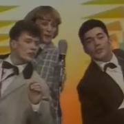 Ленинградский Рок Н Ролл Live Bravo