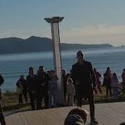 В Магаданский Во Дворе Поёт Гитара