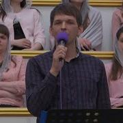Не Отличался День От Прочих Дней Стихотворение