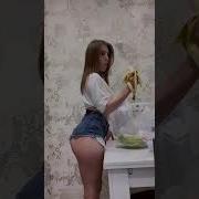 Сосут Хуй Голая Вечеринка 2023