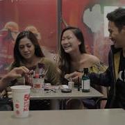 Make Up Challenge Sambil Tutup Mata Di Mcd