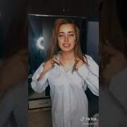 رقص مغري بملابس النوم امام زوجها