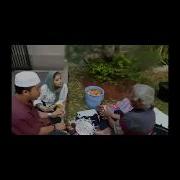 Wan Sehan Corat Coret Dirumah Ayu Azhari