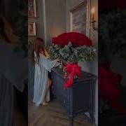 Расцветают Розы Весной Песня