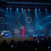 Аму Лабакои Ту Фарзонаи Хуршед